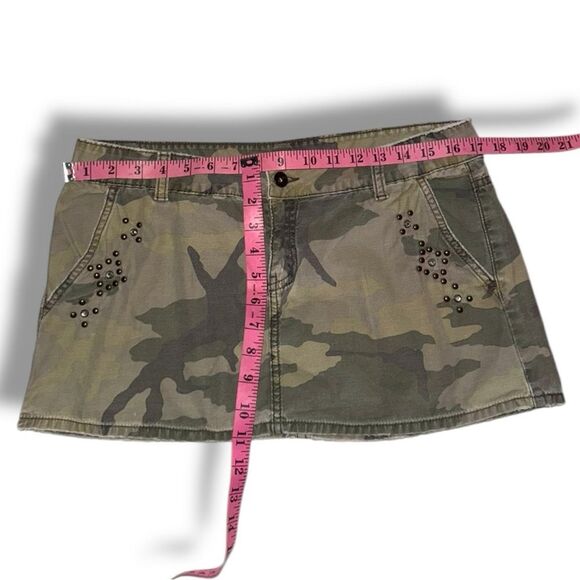 💎 Y2K Jordache Camo Micro Mini Skirt Studded Army Green Junior's 11/12 Low Rise - Picture 13 of 16